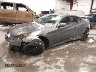 ✅ 2010 Hyundai Genesis Coupe Grand Touring • VIN: KMHHU6KHXAU021103 • Lot: 41576898. Wystawiony na IAAI z przebiegiem 97 715 mil. Bezpłatny archiwum sprzedaży aukcyjnych z USA i szczegółowy raport historii pojazdu na DreamBid. Zdjęcie 2.