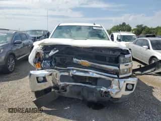 2015 Chevrolet Silverado 3500HD LT с VIN 1GC4KZC87FF151151, выставлен на аукционе Copart как лот 71650684 с пробегом 147 260 миль миль и Списание • Salvage title. История ставок и продаж доступна на DreamBid. Изображение 5.