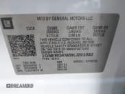 ✅ 2019 Chevrolet Traverse LT Cloth • VIN: 1GNERGKW9KJ201082 • Lot: 43286205. Wystawiony na IAAI z przebiegiem 101 797 mil. Bezpłatny archiwum sprzedaży aukcyjnych z USA i szczegółowy raport historii pojazdu na DreamBid. Zdjęcie 9.