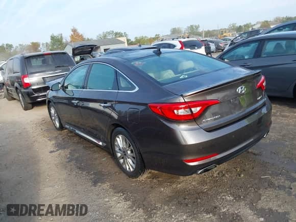 2015 Hyundai Sonata Limited с VIN 5NPE34AF8FH236849, выставлен на аукционе IAAI как лот 43263788 с пробегом 116 609 миль миль и . История ставок и продаж доступна на DreamBid. Изображение 3.