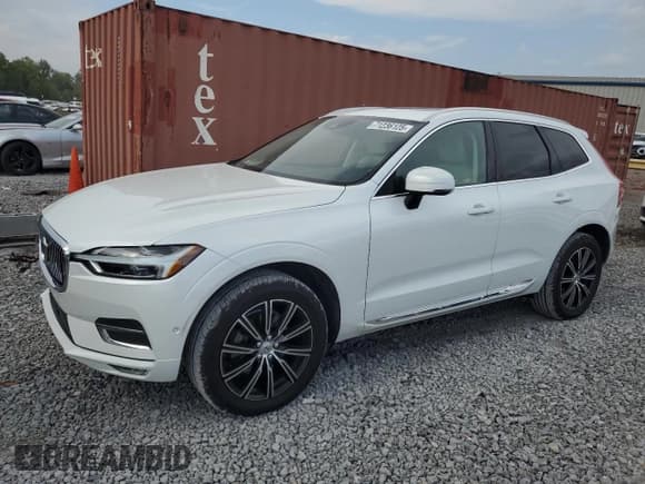 ✅ 2018 Volvo XC60 Inscription • VIN: YV4102RL5J1029984 • Lot: 71236125. Listed on Copart with 117,676 mi. Free auction sales archive from the USA and detailed vehicle history report at DreamBid. Image 1.
