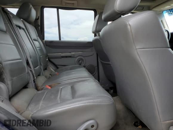 ✅ 2006 Jeep Commander • VIN: 1J8HG48N96C179080 • Лот: 60831635. Опубликован ранее на Copart с пробегом 201 515 миль. Бесплатный доступ к архиву аукционных продаж из США и подробный отчёт об истории автомобиля на DreamBid. Изображение 11.