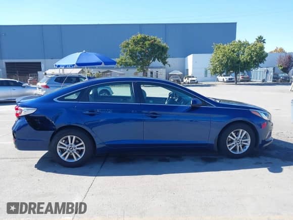✅ 2016 Hyundai Sonata SE • VIN: 5NPE24AF4GH395517 • Lot: 43496754. Wystawiony na IAAI z przebiegiem 89 963 mil mil. Skorzystaj z bezpłatnego archiwum sprzedaży aukcyjnych z USA i zobacz szczegółowy raport historii pojazdu na DreamBid. Zdjęcie 13.
