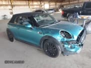 ✅ 2019 MINI Convertible Cooper • VIN: WMWWG5C53K3F79755 • Lot: 82166465. Wystawiony na Copart z przebiegiem 47 889 mil. Bezpłatny archiwum sprzedaży aukcyjnych z USA i szczegółowy raport historii pojazdu na DreamBid. Zdjęcie 4.