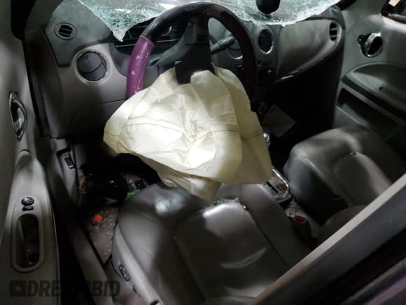 ✅ 2006 Chevrolet HHR LT • VIN: 3GNDA23P26S537822 • Lot: 41791755. Listed on Copart with 186,860 mi. Free auction sales archive from the USA and detailed vehicle history report at DreamBid. Image 8.