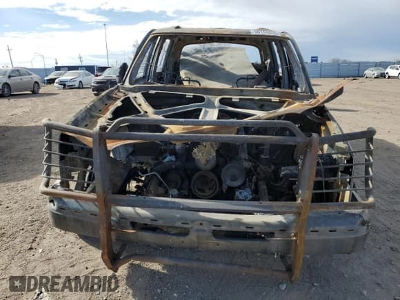 ✅ 2005 Chevrolet Avalanche Z71 • VIN: 3GNEK12Z35G256869 • Лот: 56126025. Опубликован ранее на Copart с пробегом Не указан. Бесплатный доступ к архиву аукционных продаж из США и подробный отчёт об истории автомобиля на DreamBid. Изображение 5.