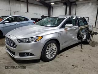 ✅ 2016 Ford Fusion SE Luxury • VIN: 3FA6P0PU5GR192515 • Lot: 93465585. Listed on Copart with 184,945 mi. Free auction sales archive from the USA and detailed vehicle history report at DreamBid. Image 1.