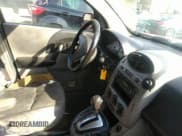 ✅ 2005 Saturn VUE • VIN: 5GZCZ63455S803403 • Lot: 41816330. Wystawiony na IAAI z przebiegiem 303 015 mil. Bezpłatny archiwum sprzedaży aukcyjnych z USA i szczegółowy raport historii pojazdu na DreamBid. Zdjęcie 5.