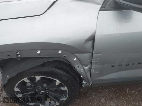 ✅ 2025 Chevrolet Equinox FWD RS • VIN: 3GNAXLEG1SL173319 • Lot: 43038770. Wystawiony na IAAI z przebiegiem 15 146 mil. Bezpłatny archiwum sprzedaży aukcyjnych z USA i szczegółowy raport historii pojazdu na DreamBid. Zdjęcie 6.