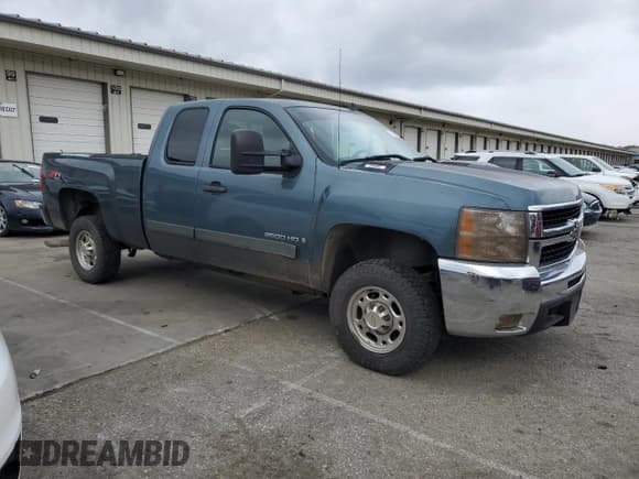 ✅ 2007 Chevrolet Silverado 2500HD Work Truck • VIN: 1GCHK29K77E505883 • Лот: 91685605. Опубликован ранее на Copart с пробегом 199 408 миль. Бесплатный доступ к архиву аукционных продаж из США и подробный отчёт об истории автомобиля на DreamBid. Изображение 4.