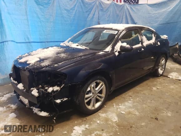 ✅ 2011 Dodge Avenger Heat • VIN: 1B3BD1FG9BN601762 • Лот: 86483334. Опубликован ранее на Copart с пробегом 60 722 миль. Бесплатный доступ к архиву аукционных продаж из США и подробный отчёт об истории автомобиля на DreamBid. Изображение 1.