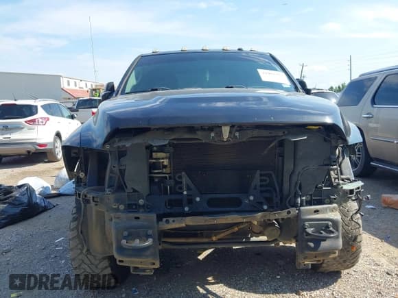 ✅ 2018 Ram 2500 Tradesman • VIN: 3C6UR5CJXJG357117 • Лот: 42901757. Опубликован ранее на IAAI с пробегом 86 959 миль. Бесплатный доступ к архиву аукционных продаж из США и подробный отчёт об истории автомобиля на DreamBid. Изображение 13.