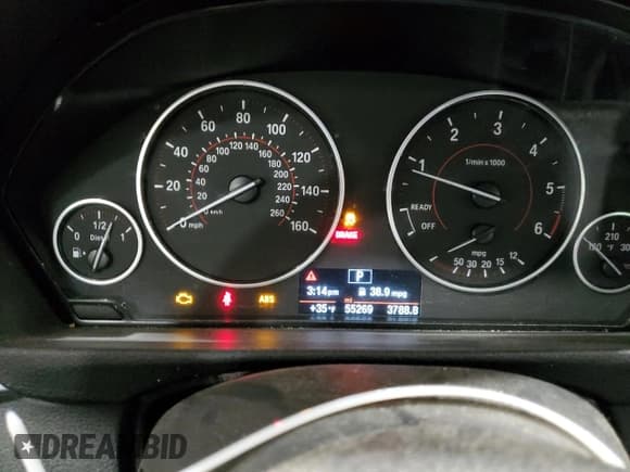 ✅ 2017 BMW 3 Series 328d xDrive • VIN: WBA8F1C30HK825921 • Lot: 87157114. Wystawiony na Copart z przebiegiem 55 269 mil. Bezpłatny archiwum sprzedaży aukcyjnych z USA i szczegółowy raport historii pojazdu na DreamBid. Zdjęcie 9.