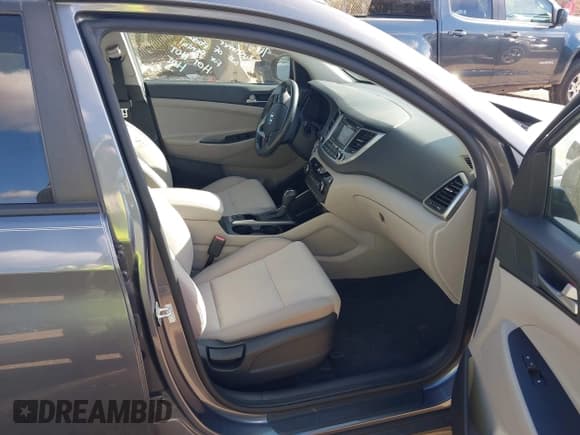 ✅ 2016 Hyundai Tucson Limited • VIN: KM8J33A2XGU222332 • Лот: 43620150. Опубликован ранее на IAAI с пробегом 102 120 миль. Бесплатный доступ к архиву аукционных продаж из США и подробный отчёт об истории автомобиля на DreamBid. Изображение 5.