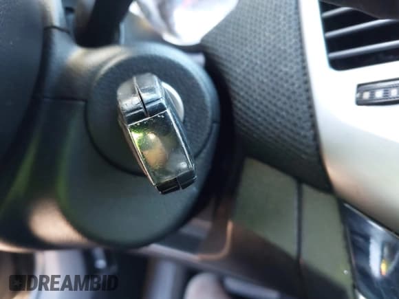 ✅ 2015 Chevrolet Cruze LT • VIN: 1G1PC5SB8F7193377 • Lot: 43623806. Listed on IAAI with 87,587 mi. Free auction sales archive from the USA and detailed vehicle history report at DreamBid. Image 11.