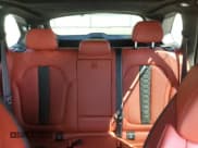 ✅ 2022 BMW X5 M • VIN: 5YMJU0C02N9L56562 • Lot: 72061205. Wystawiony na Copart z przebiegiem 21 434 mil. Bezpłatny archiwum sprzedaży aukcyjnych z USA i szczegółowy raport historii pojazdu na DreamBid. Zdjęcie 10.