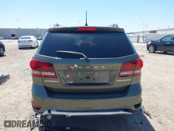 ✅ 2017 Dodge Journey Crossroad Plus • VIN: 3C4PDCGB1HT677813 • Лот: 41983740. Опубликован ранее на IAAI с пробегом 87 879 миль. Бесплатный доступ к архиву аукционных продаж из США и подробный отчёт об истории автомобиля на DreamBid. Изображение 17.