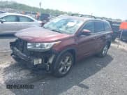 ✅ 2018 Toyota Highlander Limited • VIN: 5TDDZRFH0JS882603 • Lot: 42149163. Wystawiony na IAAI z przebiegiem 137 240 mil. Bezpłatny archiwum sprzedaży aukcyjnych z USA i szczegółowy raport historii pojazdu na DreamBid. Zdjęcie 2.