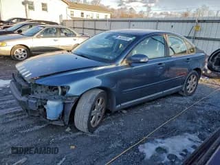 ✅ 2007 Volvo S40 2.4L • VIN: YV1MS382472259599 • Лот: 95355265. Опубликован ранее на Copart с пробегом 84 477 миль. Бесплатный доступ к архиву аукционных продаж из США и подробный отчёт об истории автомобиля на DreamBid. Изображение 1.