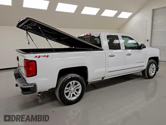 ✅ 2018 Chevrolet Silverado 1500 LTZ • VIN: 1GCVKSEC4JZ317386 • Lot: 93752595. Wystawiony na Copart z przebiegiem 58 004 mil. Bezpłatny archiwum sprzedaży aukcyjnych z USA i szczegółowy raport historii pojazdu na DreamBid. Zdjęcie 3.