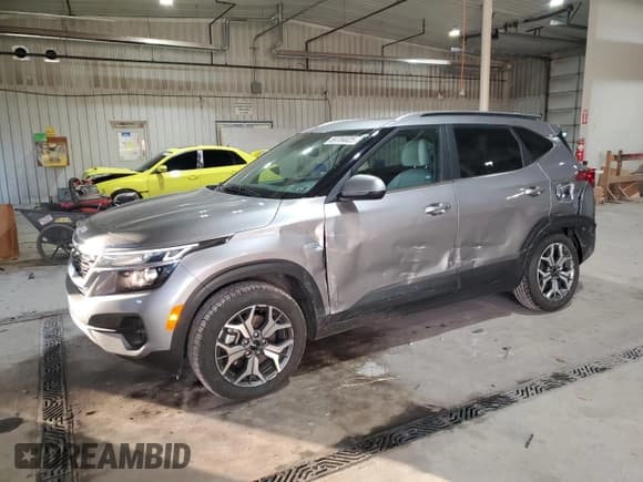 ✅ 2022 Kia Seltos EX • VIN: KNDERCAA0N7272728 • Lot: 89704025. Listed on Copart with 48,808 mi. Free auction sales archive from the USA and detailed vehicle history report at DreamBid. Image 1.