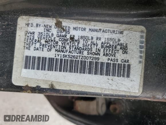 ✅ 1996 Geo Prizm • VIN: 1Y1SK5262TZ007299 • Lot: 62379425. Listed on Copart with 128,742 mi. Free auction sales archive from the USA and detailed vehicle history report at DreamBid. Image 13.