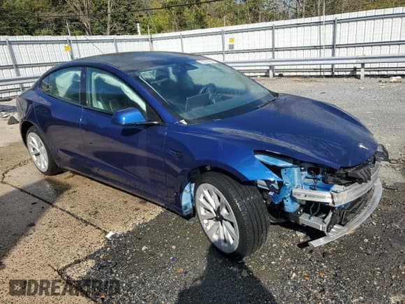 ✅ 2022 Tesla Model 3 • VIN: 5YJ3E1EA4NF369507 • Лот: 86480205. Опубликован ранее на Copart с пробегом Не указан. Бесплатный доступ к архиву аукционных продаж из США и подробный отчёт об истории автомобиля на DreamBid. Изображение 4.