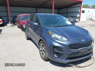 ✅ 2020 Kia Sportage LX • VIN: KNDPM3AC1L7675770 • Lot: 42815067. Wystawiony na IAAI z przebiegiem 86 149 mil. Bezpłatny archiwum sprzedaży aukcyjnych z USA i szczegółowy raport historii pojazdu na DreamBid. Zdjęcie 1.