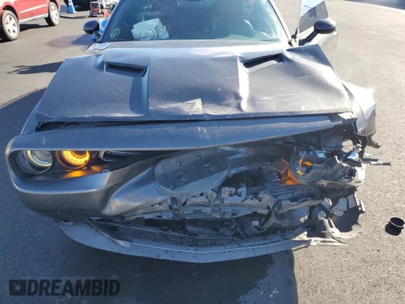 ✅ 2018 Dodge Challenger SXT Plus • VIN: 2C3CDZAG6JH155462 • Lot: 82759305. Listed on Copart with 117,427 mi. Free auction sales archive from the USA and detailed vehicle history report at DreamBid. Image 11.