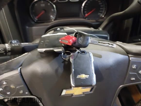 ✅ 2015 Chevrolet Silverado 1500 LTZ • VIN: 3GCUKSEC8FG196784 • Лот: 43353619. Опубликован ранее на IAAI с пробегом 171 186 миль. Бесплатный доступ к архиву аукционных продаж из США и подробный отчёт об истории автомобиля на DreamBid. Изображение 11.