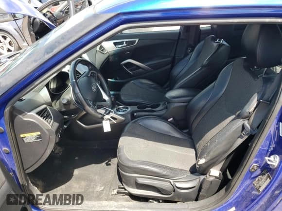 ✅ 2012 Hyundai Veloster w/Red Int • VIN: KMHTC6AD2CU048049 • Lot: 63796274. Wystawiony na Copart z przebiegiem 122 914 mil. Bezpłatny archiwum sprzedaży aukcyjnych z USA i szczegółowy raport historii pojazdu na DreamBid. Zdjęcie 7.