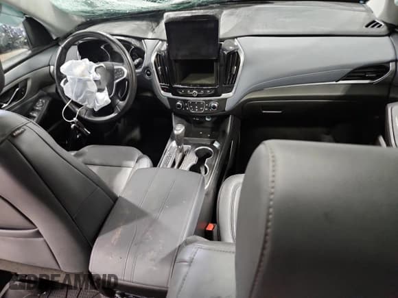 ✅ 2020 Chevrolet Traverse LT • VIN: 1GNEVHKW9LJ322665 • Lot: 81523295. Wystawiony na Copart z przebiegiem Nie podano. Bezpłatny archiwum sprzedaży aukcyjnych z USA i szczegółowy raport historii pojazdu na DreamBid. Zdjęcie 8.