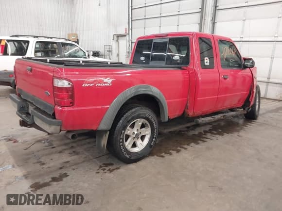 ✅ 2005 Ford Ranger XLT • VIN: 1FTZR45E45PA37107 • Lot: 41710069. Listed on IAAI with Not provided. Free auction sales archive from the USA and detailed vehicle history report at DreamBid. Image 4.