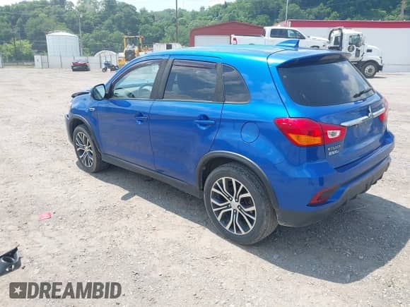 2018 Mitsubishi Outlander SE с VIN JA4AR3AW5JZ008911, выставлен на аукционе IAAI как лот 42456164 с пробегом 64 596 миль миль и . История ставок и продаж доступна на DreamBid. Изображение 3.