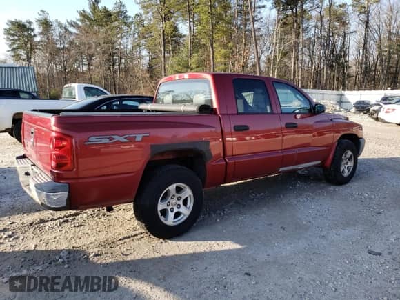 2007 Dodge Dakota ST with VIN 1D7HW28K67S263424, listed as a Copart auction lot 48543235 with 152,254 mi miles and Clean title. Bid and sale history available at DreamBid. Image 3.