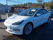 ✅ 2023 Tesla Model 3 • VIN: 5YJ3E1EA7PF430111 • Lot: 43464732. Wystawiony na IAAI z przebiegiem 60 433 mil. Bezpłatny archiwum sprzedaży aukcyjnych z USA i szczegółowy raport historii pojazdu na DreamBid. Zdjęcie 19.