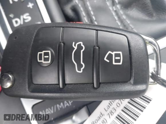 ✅ 2017 Audi RS 3 • VIN: WUABWGFF8H1900164 • Lot: 41246517. Wystawiony na IAAI z przebiegiem 20 451 mil. Bezpłatny archiwum sprzedaży aukcyjnych z USA i szczegółowy raport historii pojazdu na DreamBid. Zdjęcie 11.