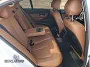 ✅ 2015 BMW 3 Series 320i xDrive • VIN: WBA3C3G55FNS75296 • Lot: 67250015. Wystawiony na Copart z przebiegiem 109 485 mil. Bezpłatny archiwum sprzedaży aukcyjnych z USA i szczegółowy raport historii pojazdu na DreamBid. Zdjęcie 10.