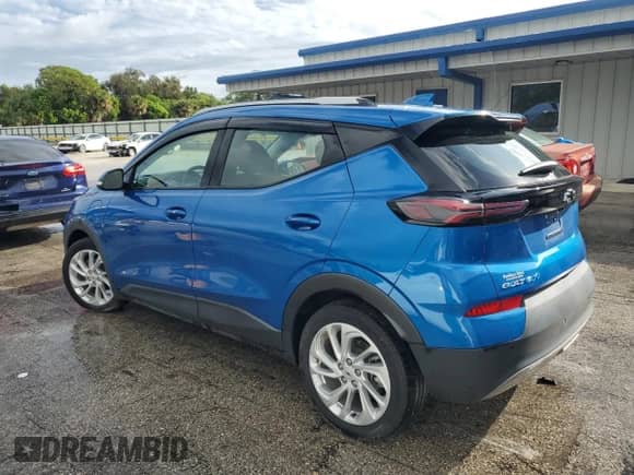 2022 Chevrolet Bolt EUV LT с VIN 1G1FY6S07N4110278, выставлен на аукционе Copart как лот 84026185 с пробегом 16 703 миль миль и Списание • Salvage title. История ставок и продаж доступна на DreamBid. Изображение 2.