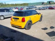 ✅ 2015 MINI Hardtop S • VIN: WMWXP7C58F2A61197 • Lot: 43457332. Listed on IAAI with 142,557 mi. Free auction sales archive from the USA and detailed vehicle history report at DreamBid. Image 4.