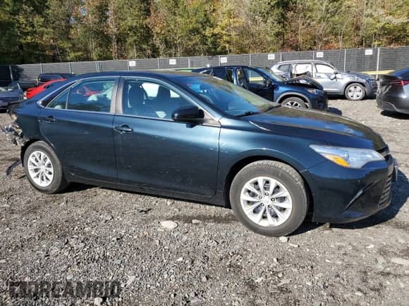 2016 Toyota Camry LE with VIN 4T4BF1FK7GR557692, listed as a Copart auction lot 86878285 with 72,241 mi miles and Salvage title. Bid and sale history available at DreamBid. Image 4.