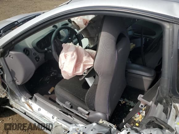 ✅ 2001 Toyota Celica GT • VIN: JTDDR32T610094385 • Lot: 80351485. Listed on Copart with Not provided. Free auction sales archive from the USA and detailed vehicle history report at DreamBid. Image 8.