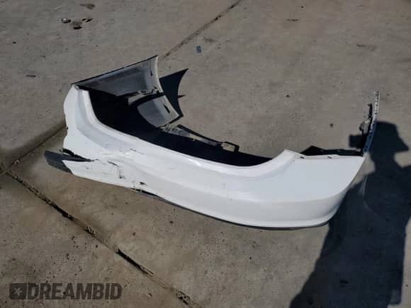 2017 Chevrolet Malibu LT with VIN 1G1ZE5ST2HF108425, listed as a Copart auction lot 82610375 with 124,667 mi miles and Salvage title. Bid and sale history available at DreamBid. Image 12.