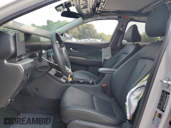 ✅ 2024 Hyundai Kona Limited • VIN: KM8HE3A39RU158045 • Lot: 70457555. Listed on Copart with 2,121 mi. Free auction sales archive from the USA and detailed vehicle history report at DreamBid. Image 7.