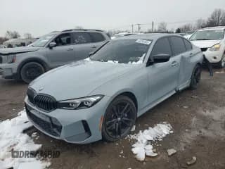 ✅ 2024 BMW 3 Series M340i xDrive • VIN: 3MW49FF0XR8E53835 • Lot: 43255935. Wystawiony na Copart z przebiegiem 2 569 mil. Bezpłatny archiwum sprzedaży aukcyjnych z USA i szczegółowy raport historii pojazdu na DreamBid. Zdjęcie 1.