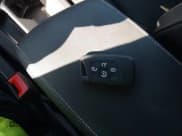 ✅ 2023 Volkswagen Tiguan SE R-Line Black • VIN: 3VVCB7AX1PM015241 • Lot: 43514580. Wystawiony na IAAI z przebiegiem 21 059 mil. Bezpłatny archiwum sprzedaży aukcyjnych z USA i szczegółowy raport historii pojazdu na DreamBid. Zdjęcie 11.