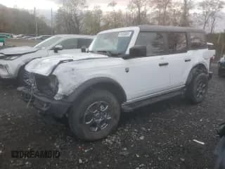 ✅ 2023 Ford Bronco • VIN: 1FMEE5BP4PLB58778 • Lot: 91053885. Wystawiony na Copart z przebiegiem 25 419 mil. Bezpłatny archiwum sprzedaży aukcyjnych z USA i szczegółowy raport historii pojazdu na DreamBid. Zdjęcie 1.