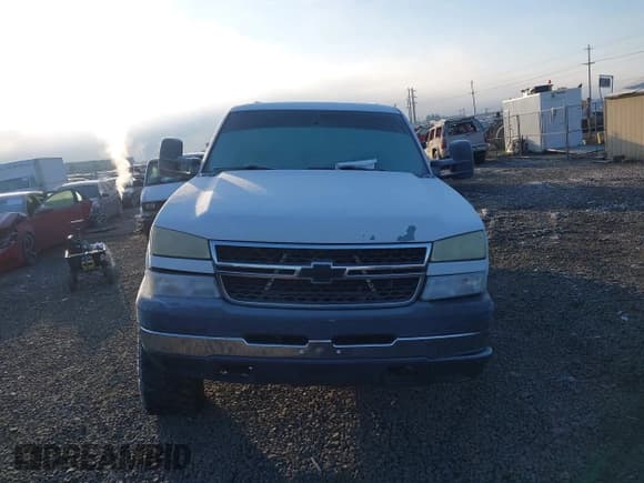 ✅ 2006 Chevrolet Silverado 2500HD LT2 • VIN: 1GCHK23D96F177403 • Lot: 41393041. Listed on IAAI with 195,382 mi. Free auction sales archive from the USA and detailed vehicle history report at DreamBid. Image 13.