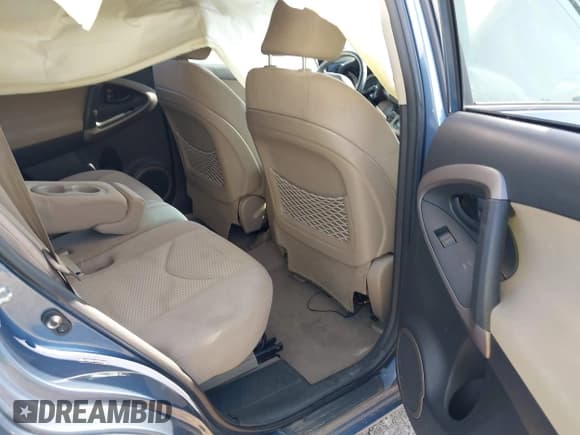 ✅ 2007 Toyota RAV4 Limited • VIN: JTMBD31V075081281 • Lot: 42474927. Wystawiony na IAAI z przebiegiem 190 714 mil. Bezpłatny archiwum sprzedaży aukcyjnych z USA i szczegółowy raport historii pojazdu na DreamBid. Zdjęcie 8.