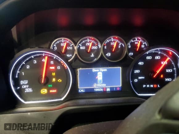 ✅ 2020 Chevrolet Silverado 1500 RST • VIN: 3GCUYEED6LG207463 • Lot: 48338084. Wystawiony na Copart z przebiegiem 104 636 mil. Bezpłatny archiwum sprzedaży aukcyjnych z USA i szczegółowy raport historii pojazdu na DreamBid. Zdjęcie 9.